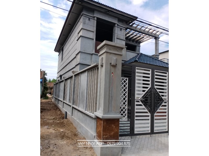 Nhà xây thô trước khi sử dụng Sơn Việt Nhật.jpg Nhà xây thô trước khi sử dụng Sơn Việt Nhật.jpg